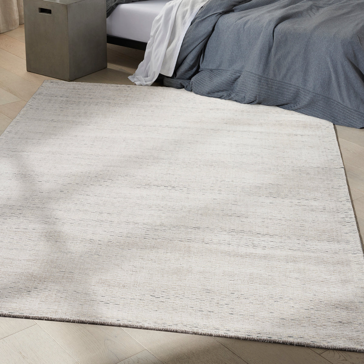 Valley VLL01 Silver Rug