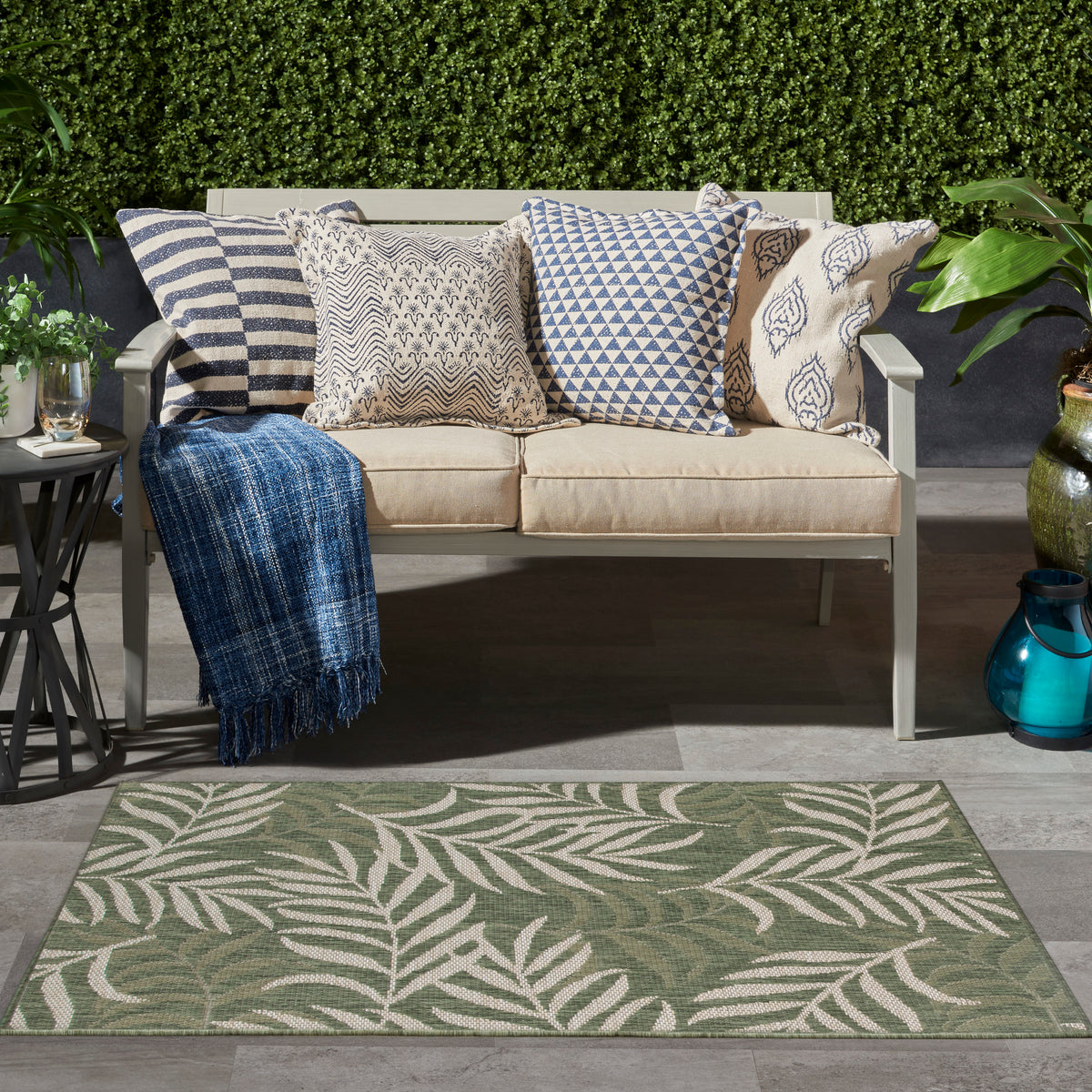 Garden Oasis GOA01 Green Ivory Rug