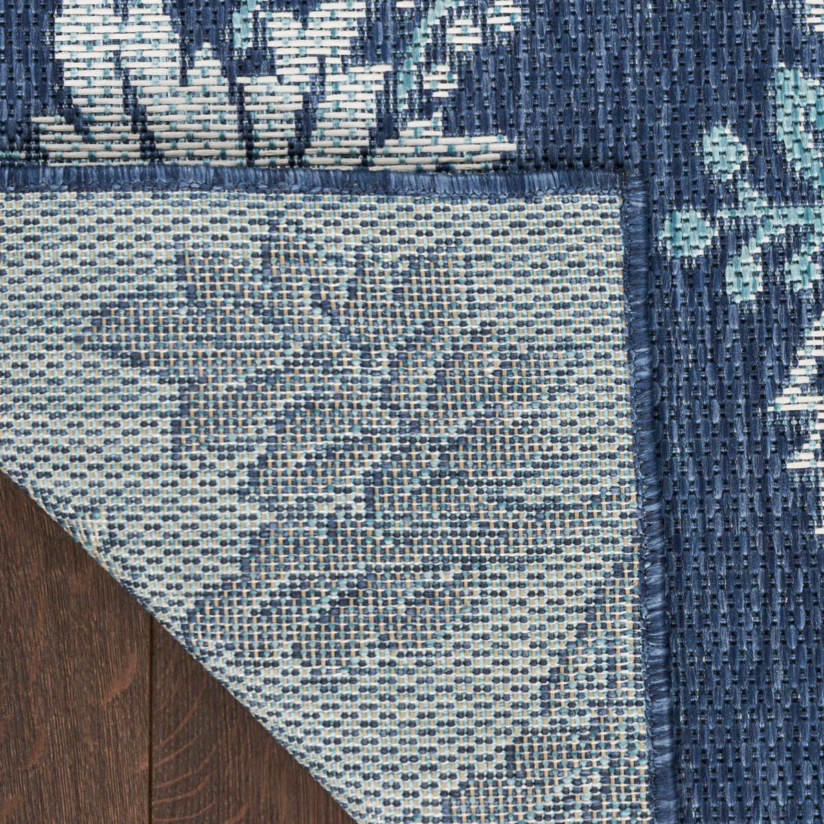 Garden Oasis GOA03 Navy Rug