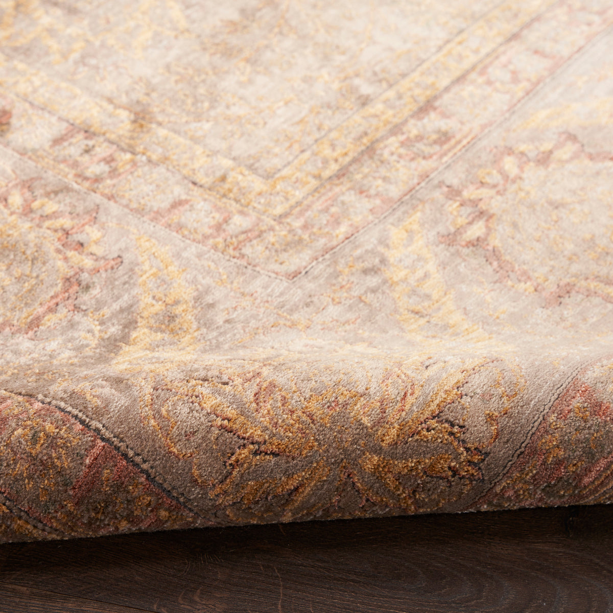 Luxurious LRS02 Taupe Rug