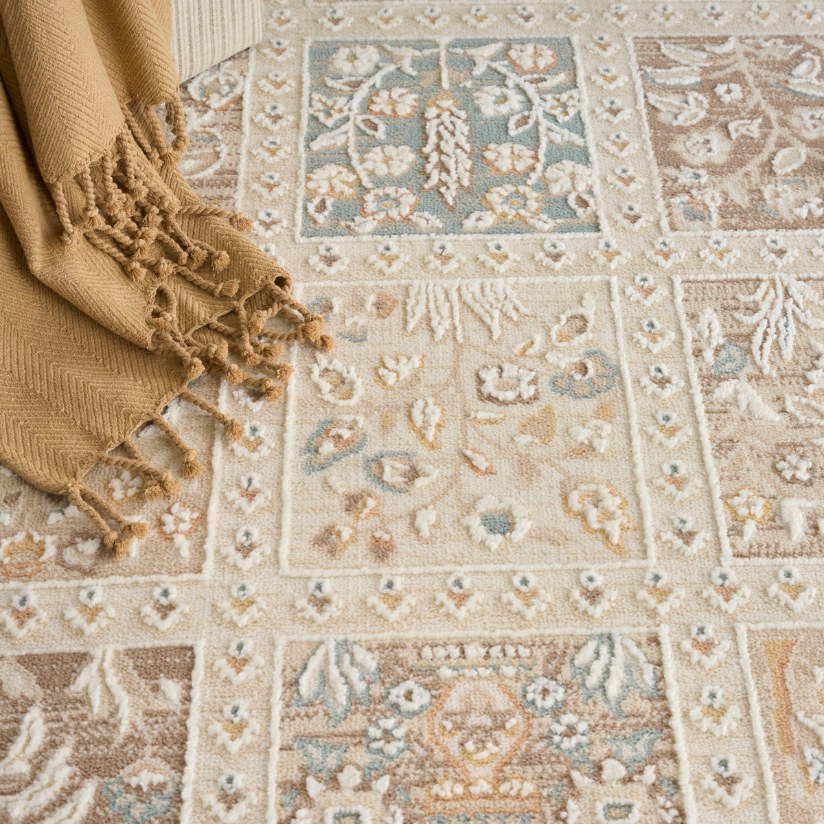 Isla ISL02 Multicolor Rug