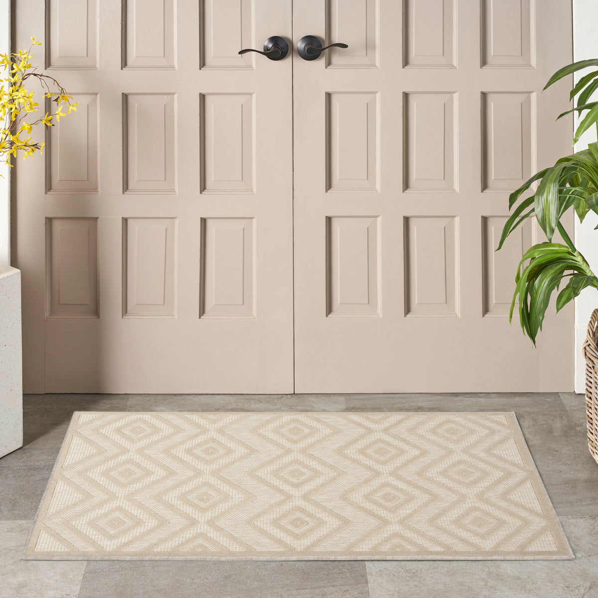 Versatile NRV01 Cream Rug
