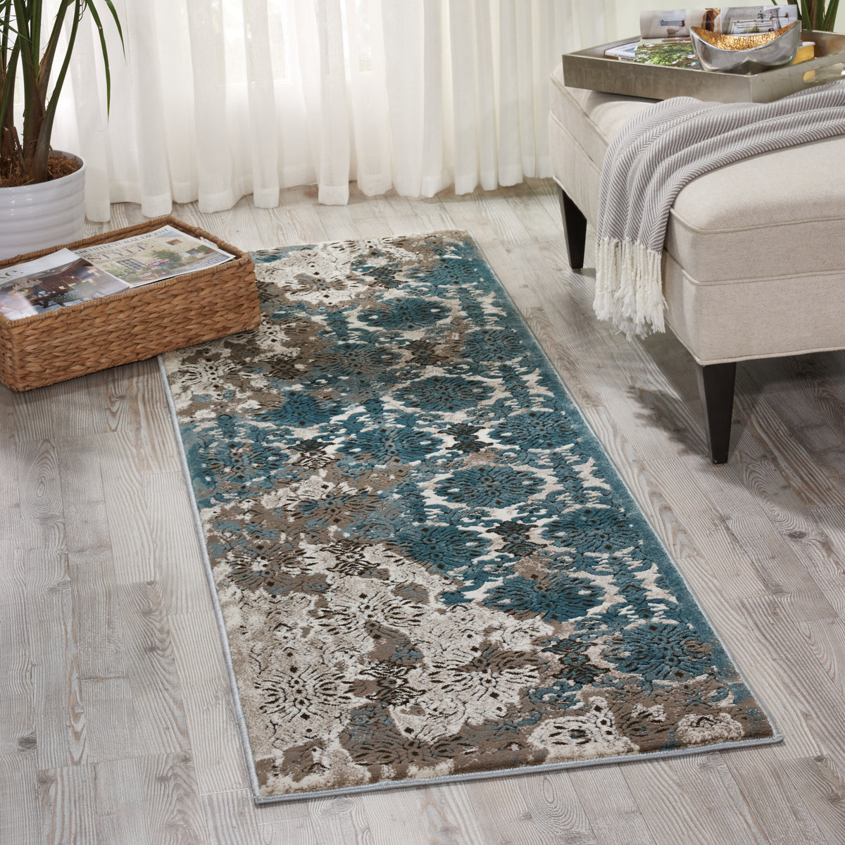 Karma KRM05 Ivory/Blue Rug