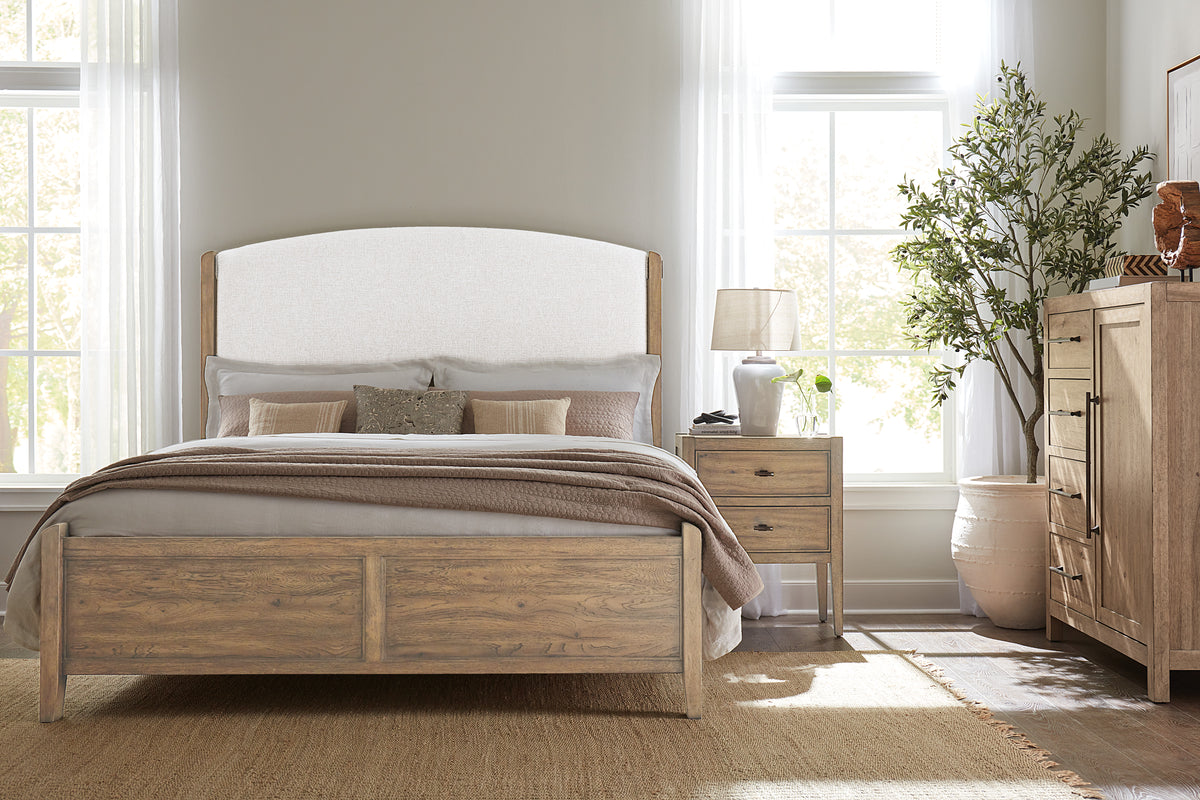Vineyard Row California King Upholstered Bed