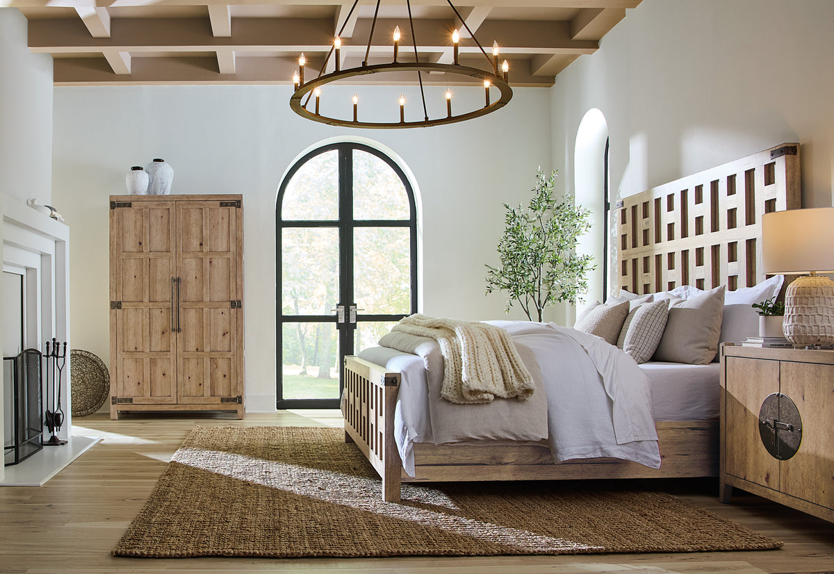 Vineyard Row Queen Panel Bed
