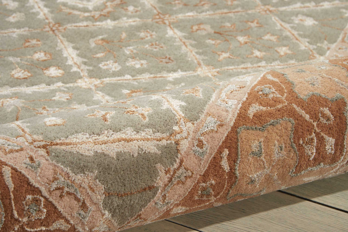 Symphony SYM01 Light Green Rug