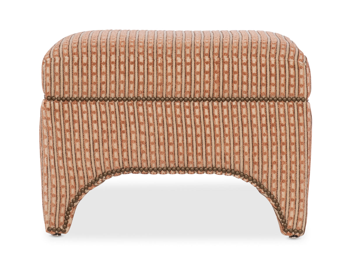 Allura Ottoman