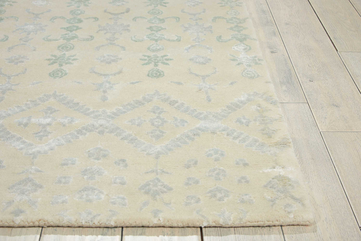 Symphony SYM13 Ivory Rug