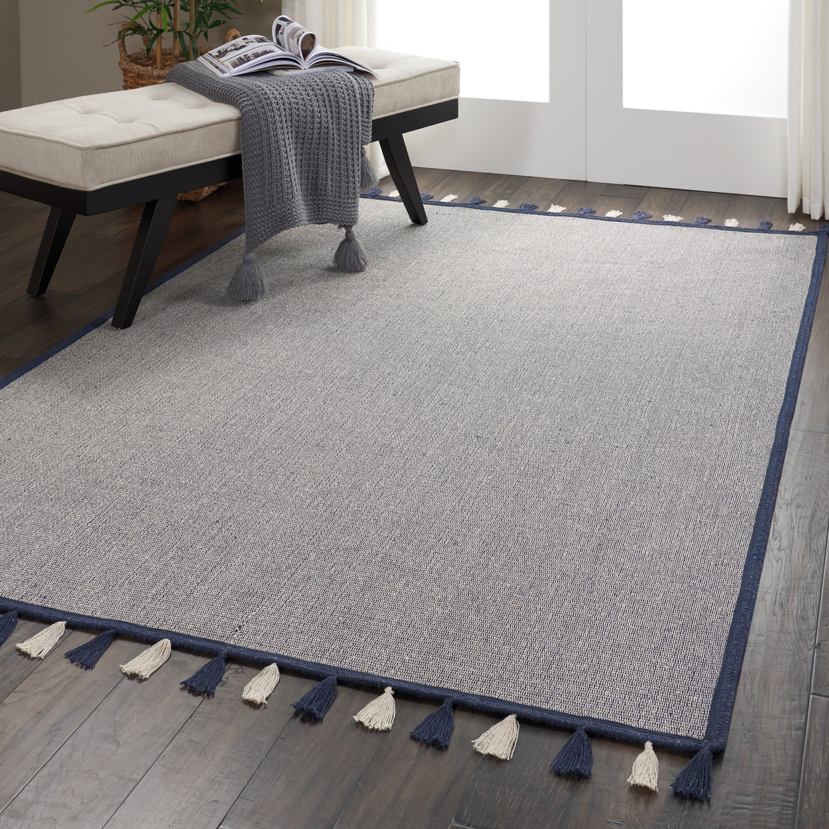 Otto DS600 Navy Rug
