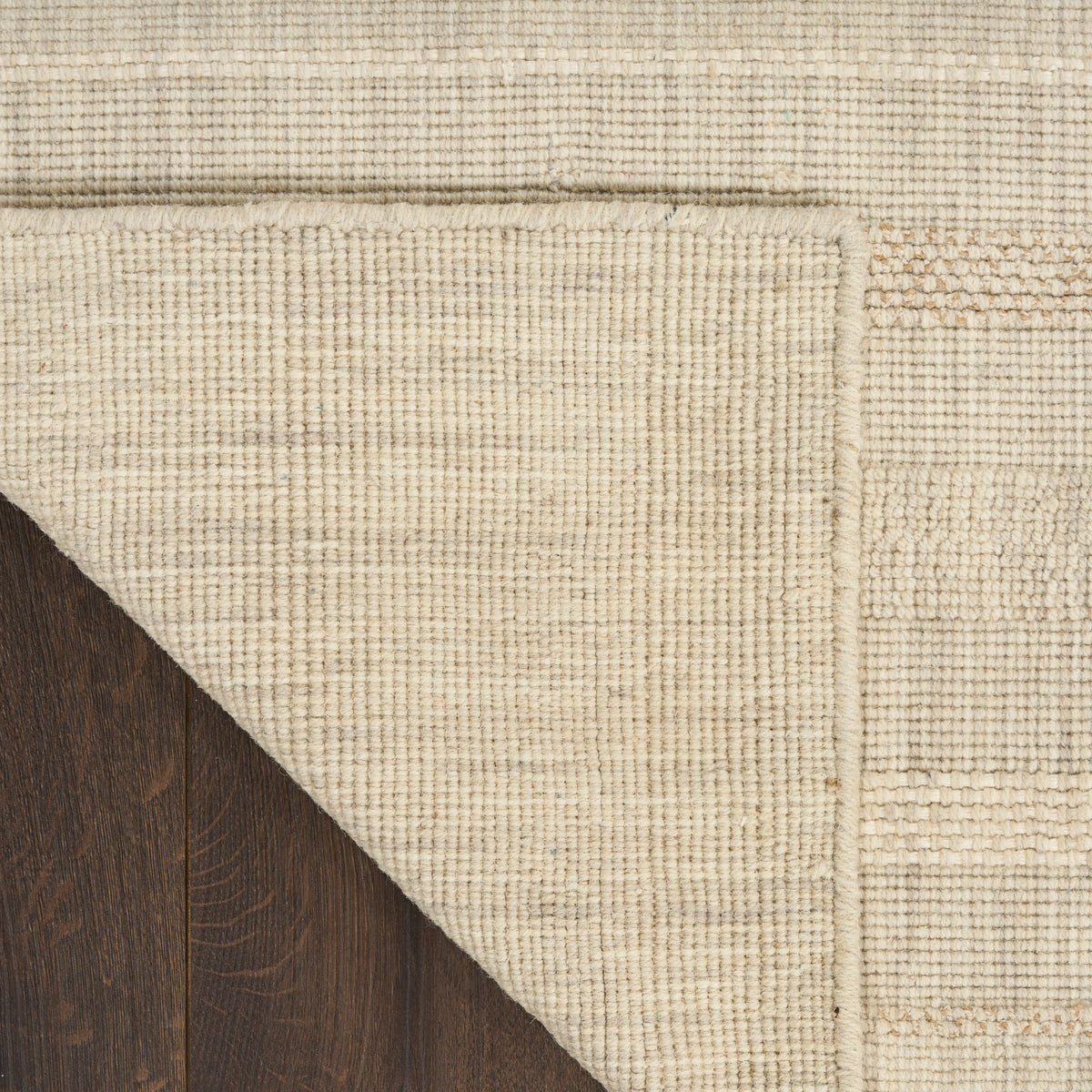 Embrace EMB01 Ivory Rug