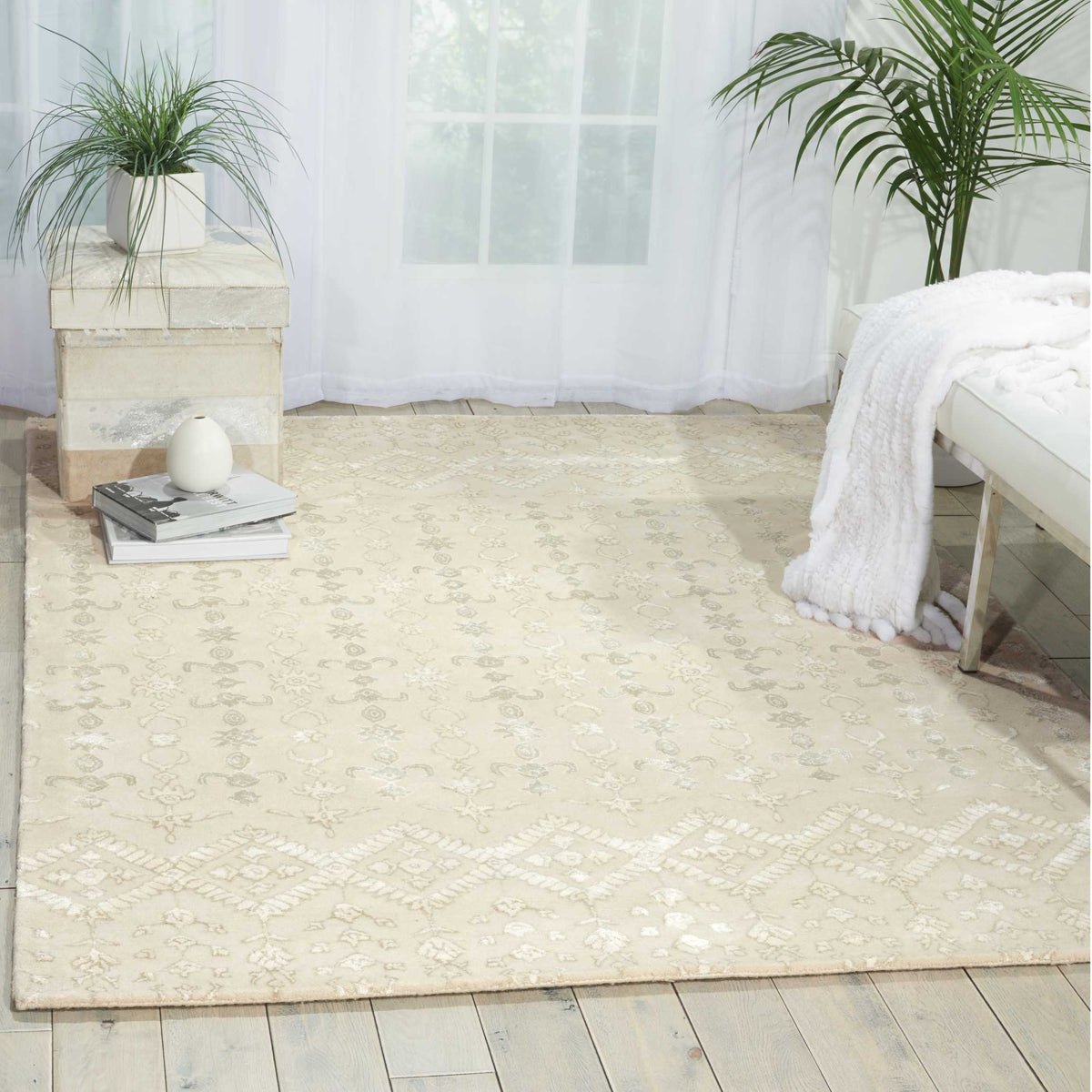 Symphony SYM12 Ivory Rug