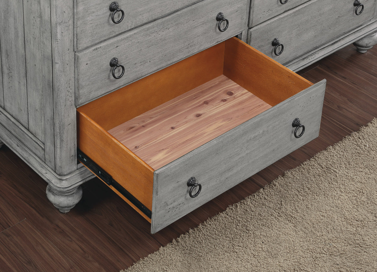 Plymouth Dresser