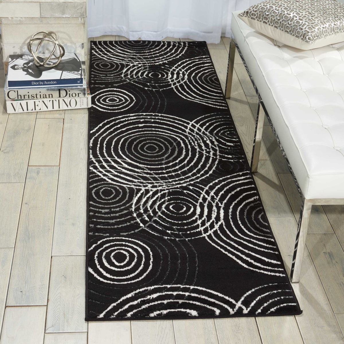 Studio STU03 Black Rug
