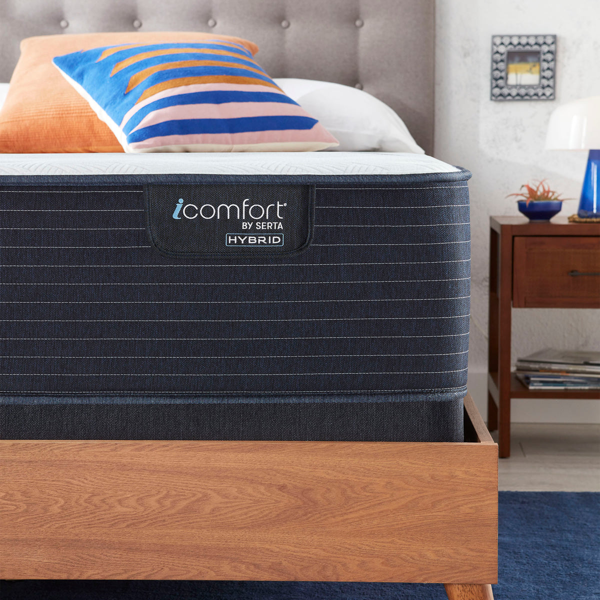 iComfort CF 2000 13.5" Hybrid Plush Mattress