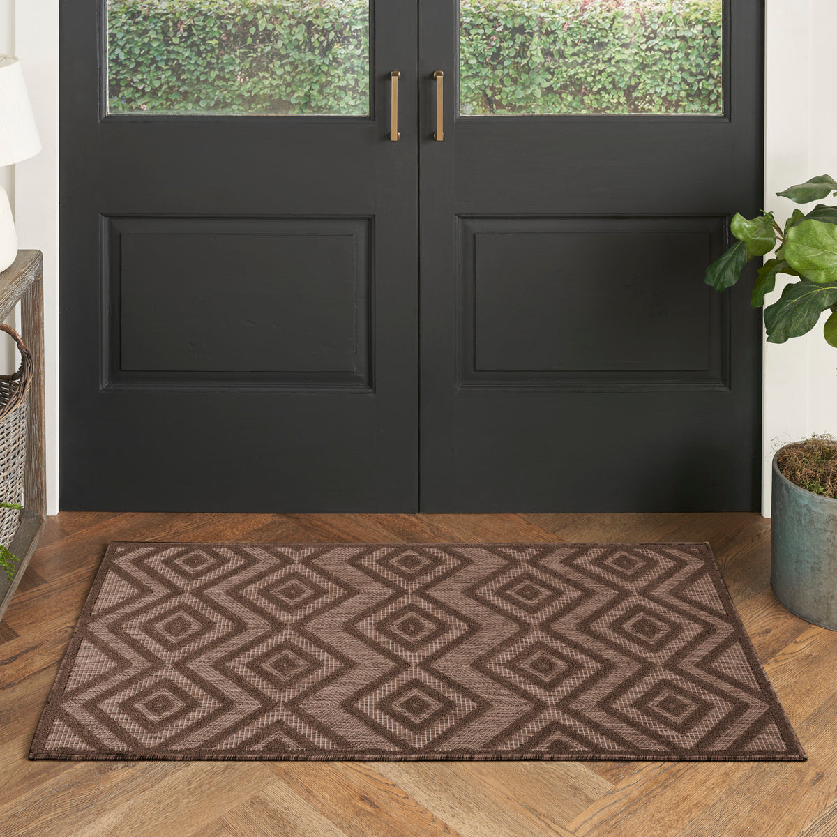 Versatile NRV01 Brown Rug