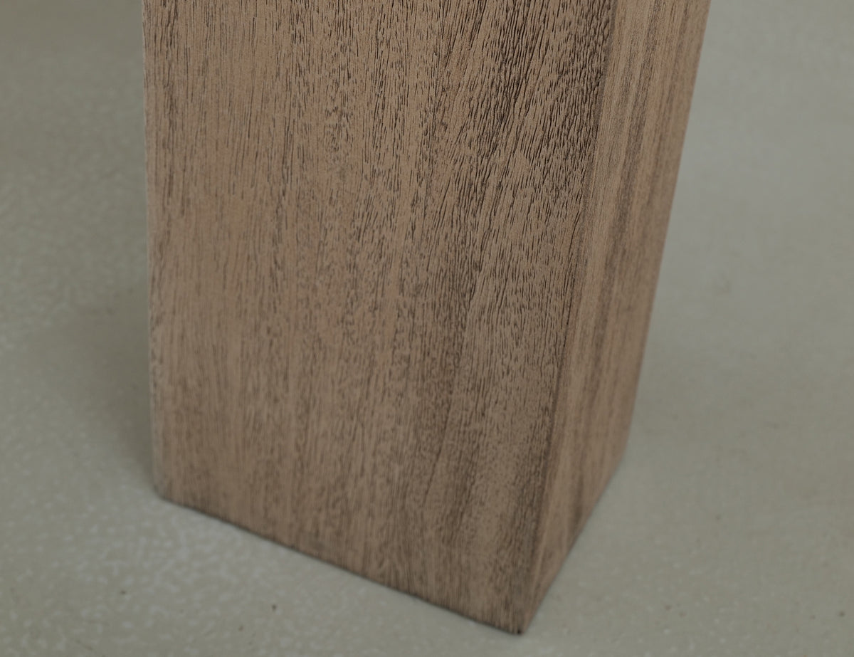 Luma Table
