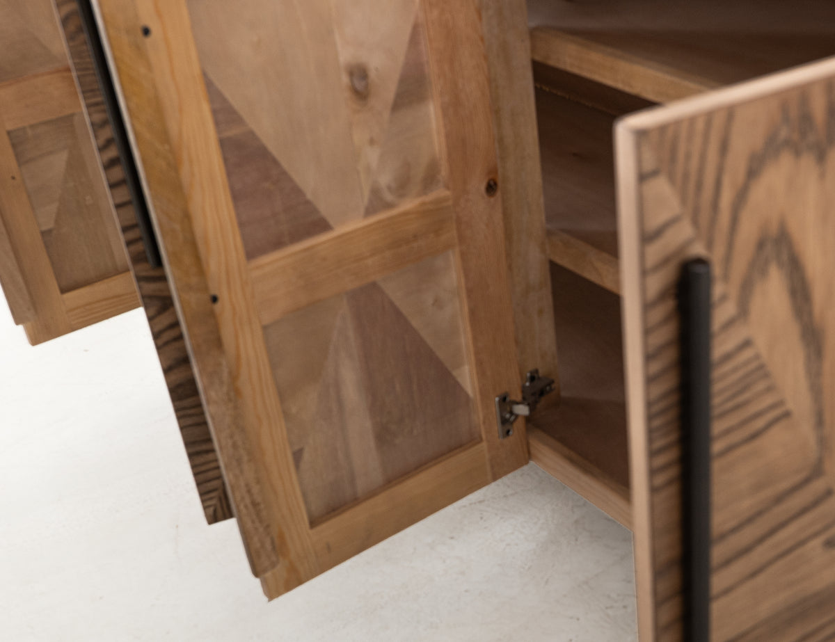 Verona Console, 4 Door