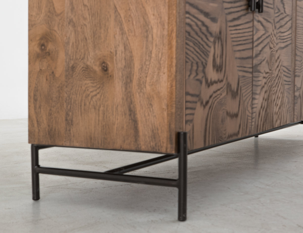 Verona Console, 4 Door