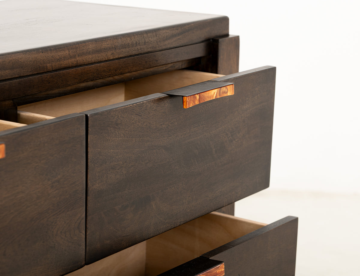 Raramuri Dresser, Black, 7 Drawer