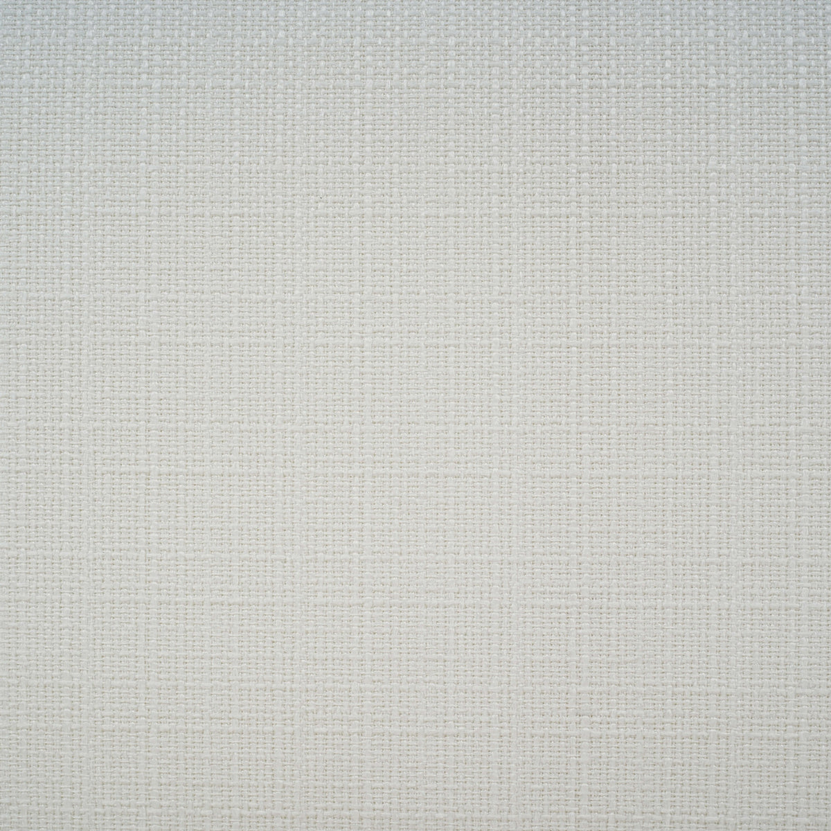 Cholet Bench Medium in Straw Wash w/ Arctic White Performance Fabric