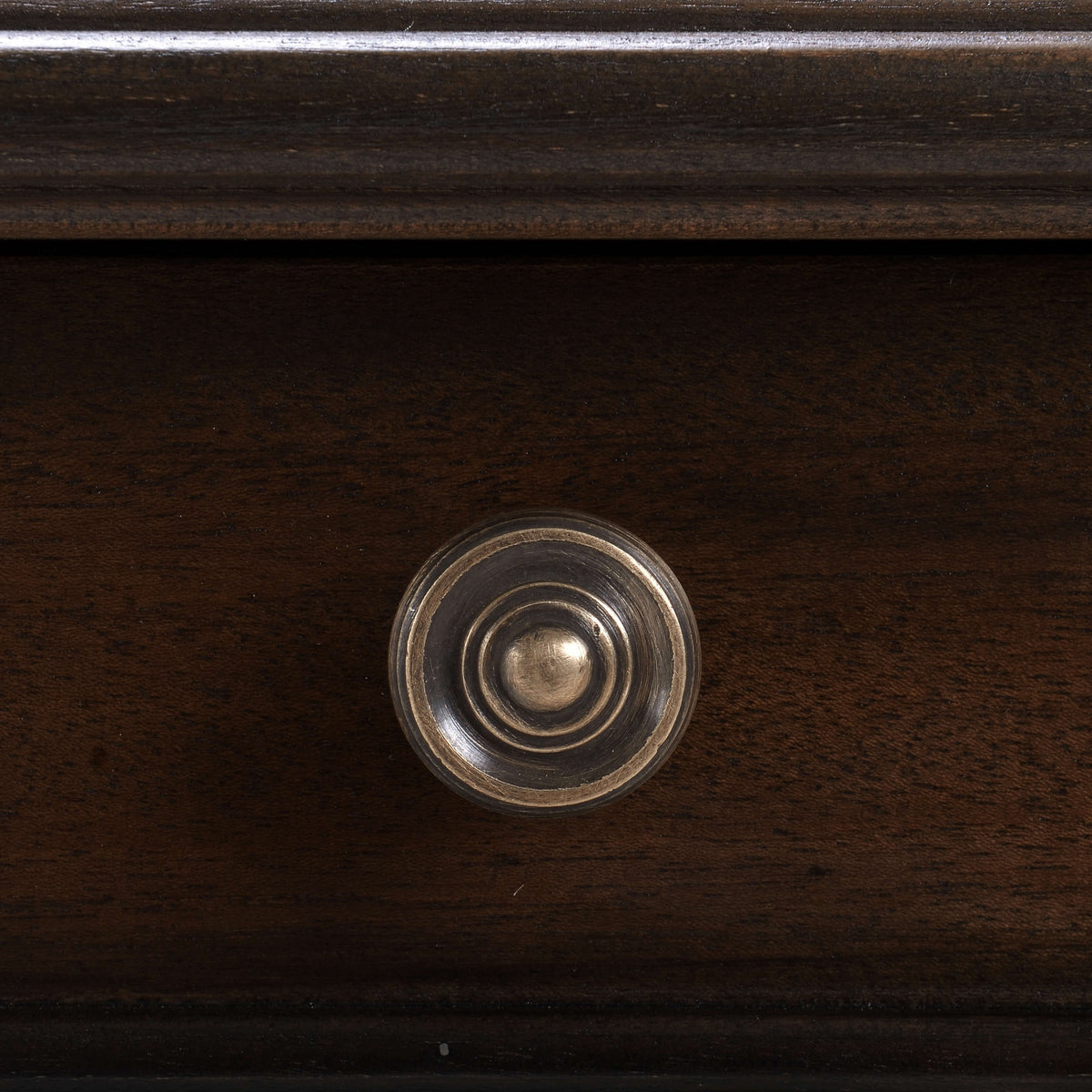 Milano Side Table in Walnut