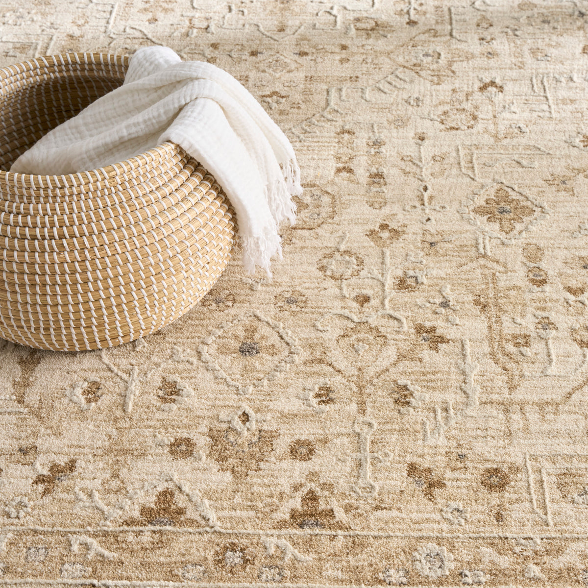 Retreat RET02 Beige Rug