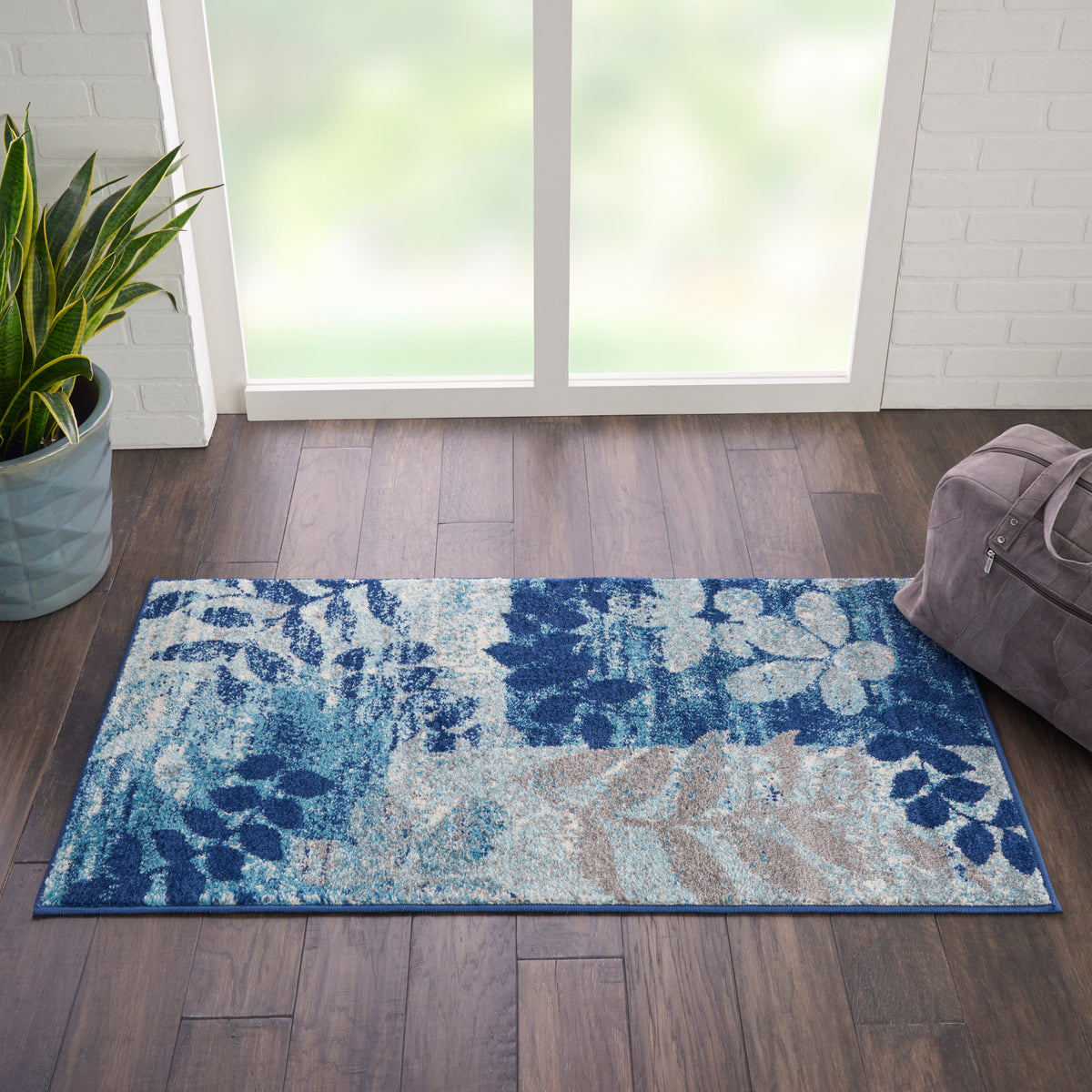 Tranquil TRA01 Navy/Light Blue Rug