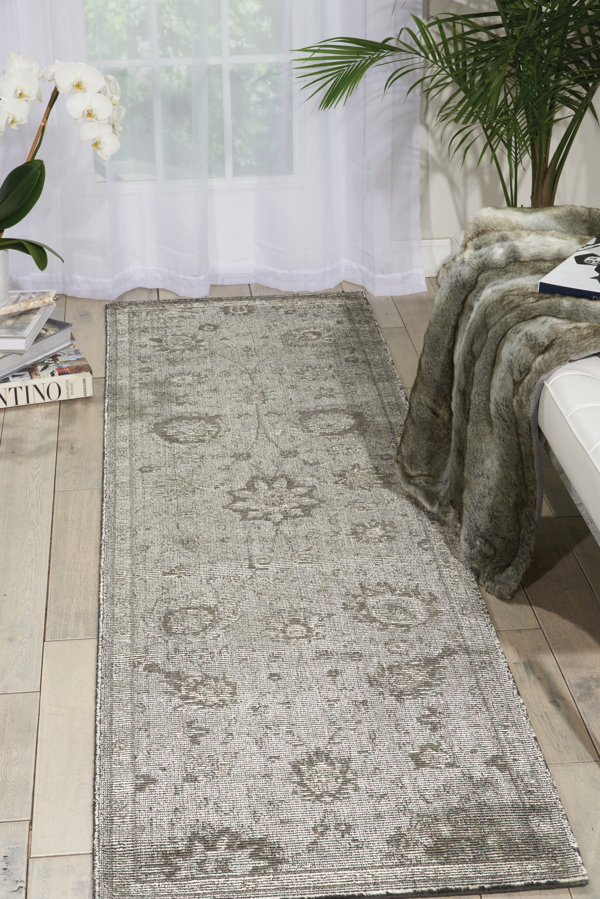 Luminance LUM06 Graphite Rug