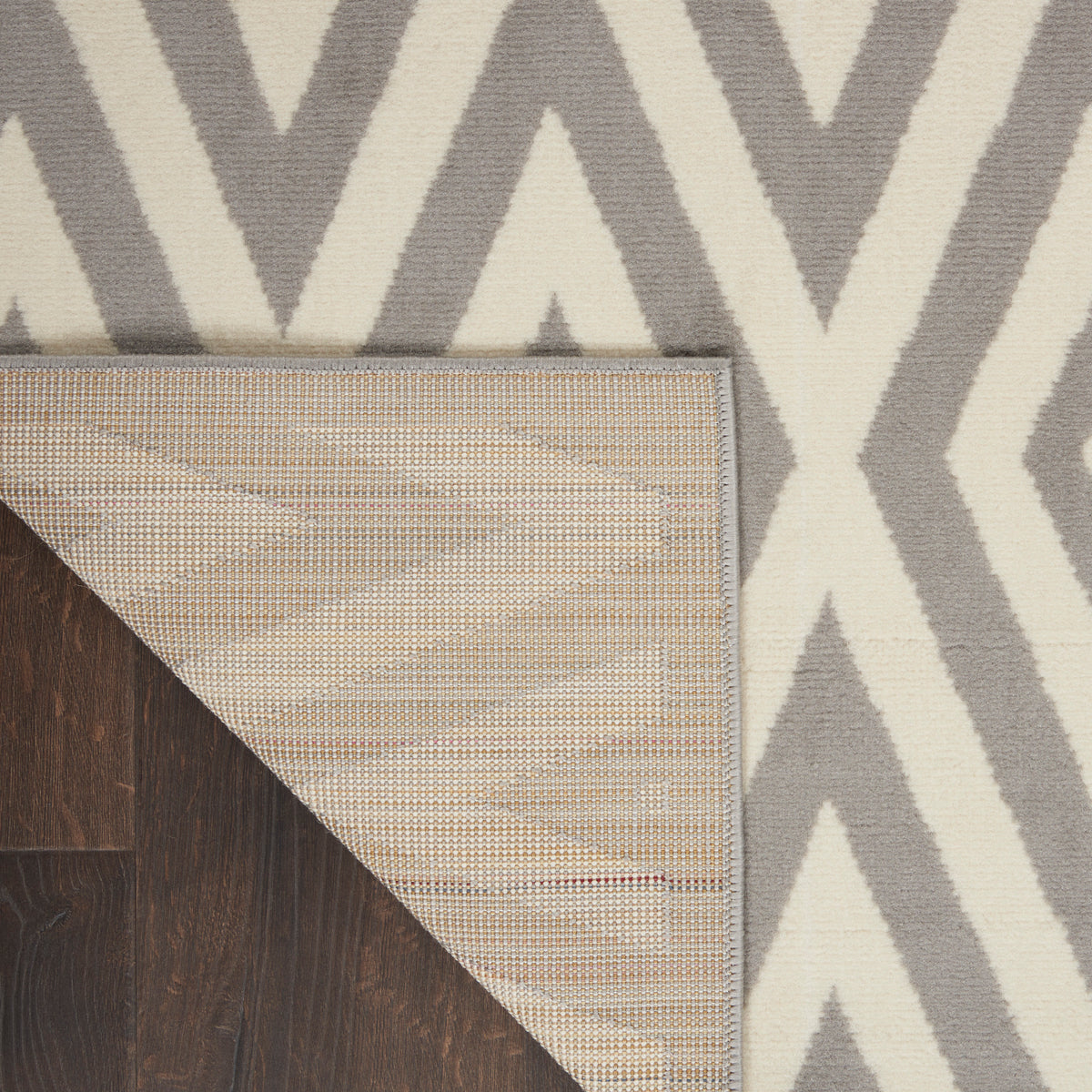 Grafix GRF18 White Grey Rug