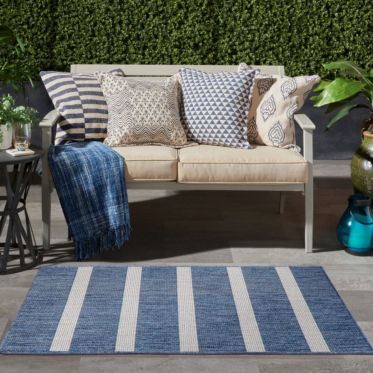 Positano POS03 Navy Ivory Rug