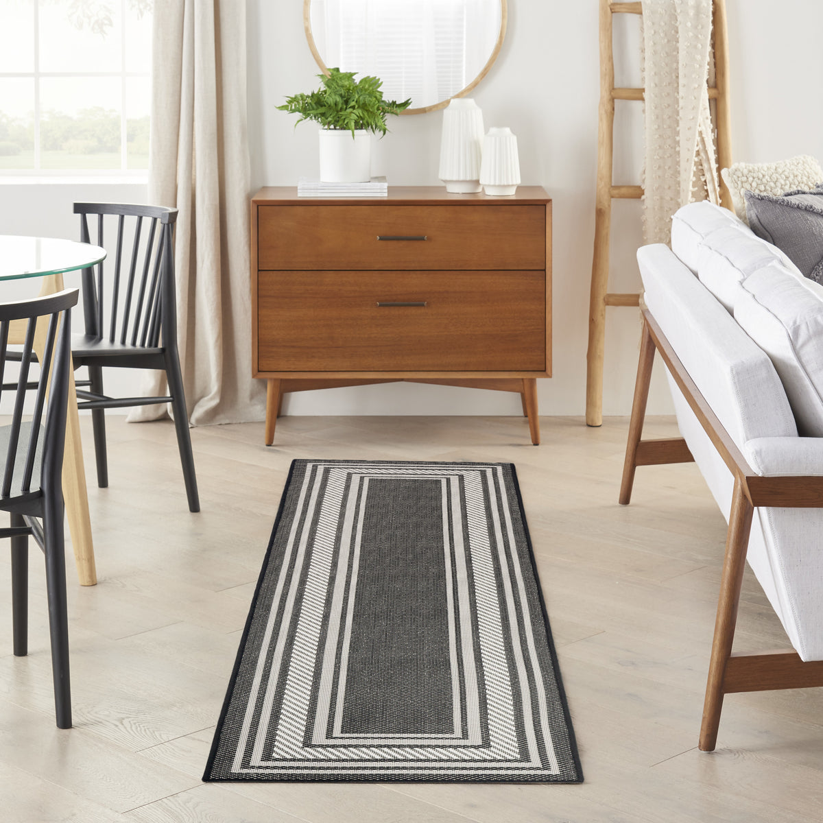 Horizon Indoor/Outdoor HOZ03 Black Rug