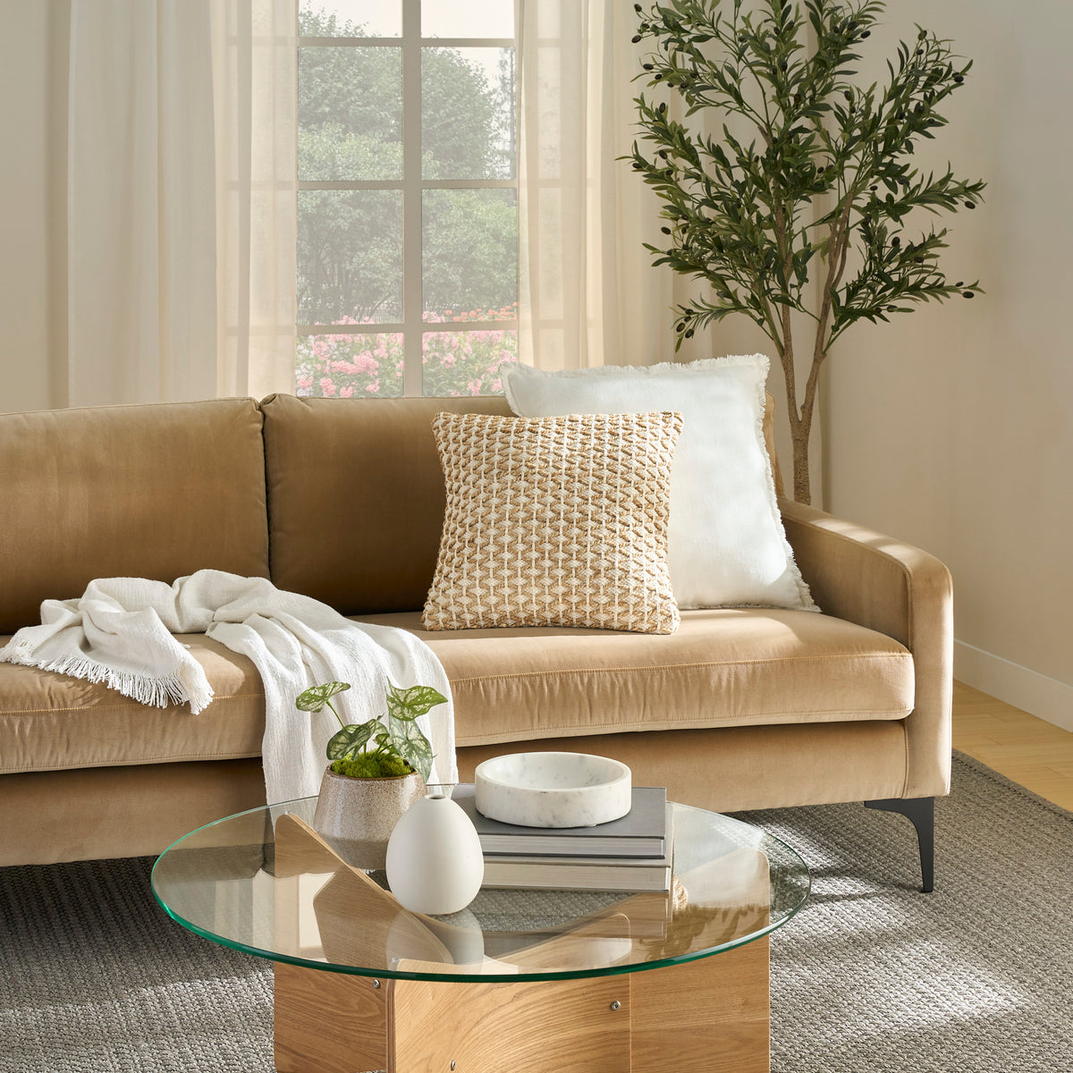 Lifestyle GC962 Ivory 18" x 18" Throw Pillows