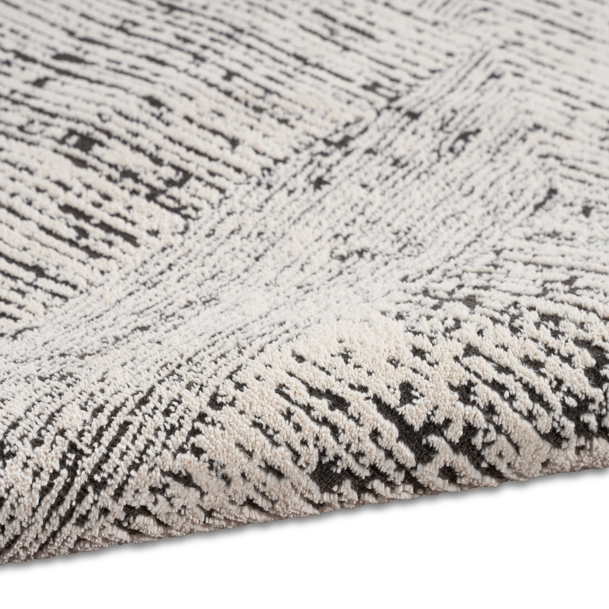 CK024 Irradiant IRR01 Cream Black Rug