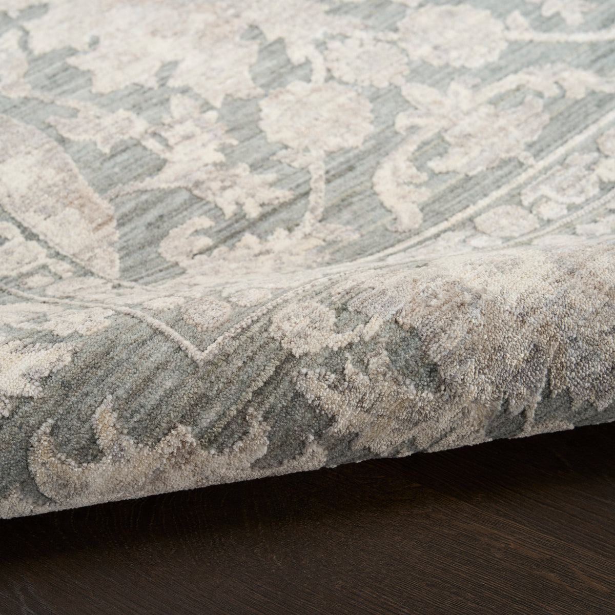 Shadows SHW08 Sage Ivory Rug