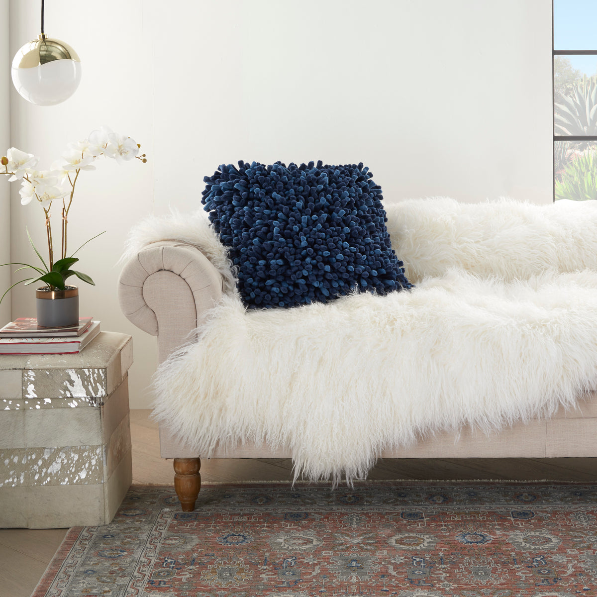 Sofia YS103 Navy 20" x 20" Throw Pillows