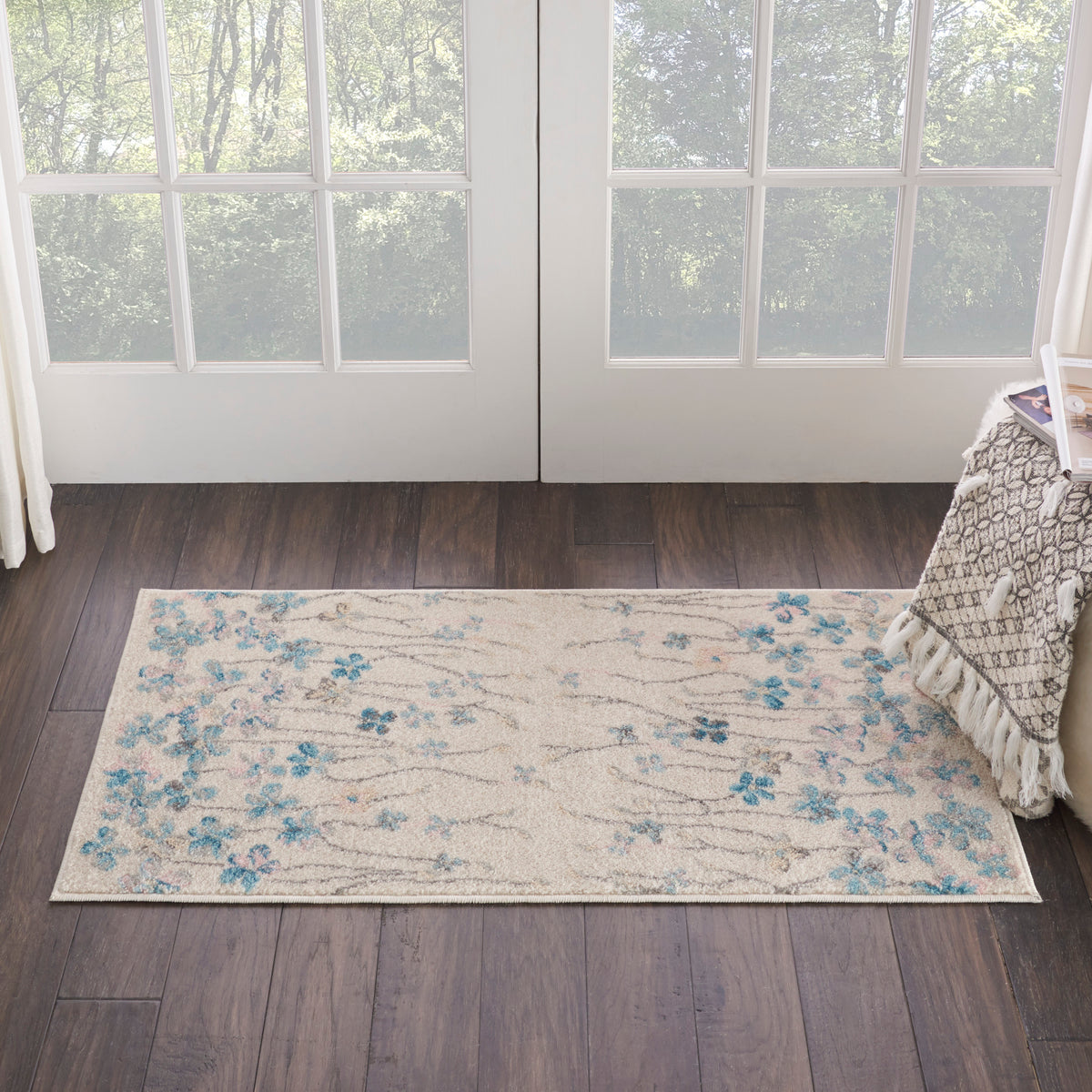 Tranquil TRA04 Ivory Rug