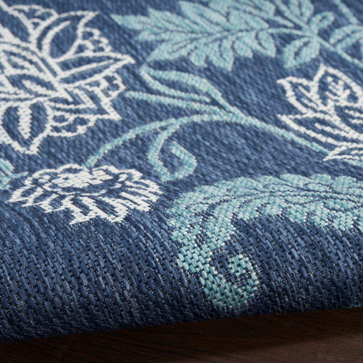 Garden Oasis GOA03 Navy Rug