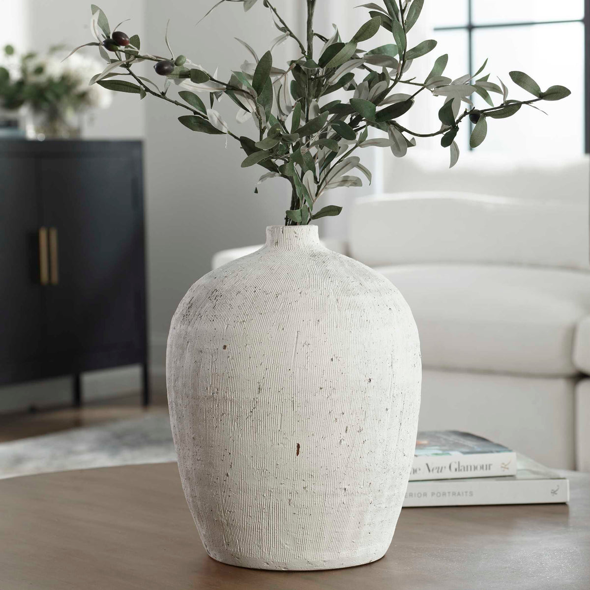 Floreana White Vase
