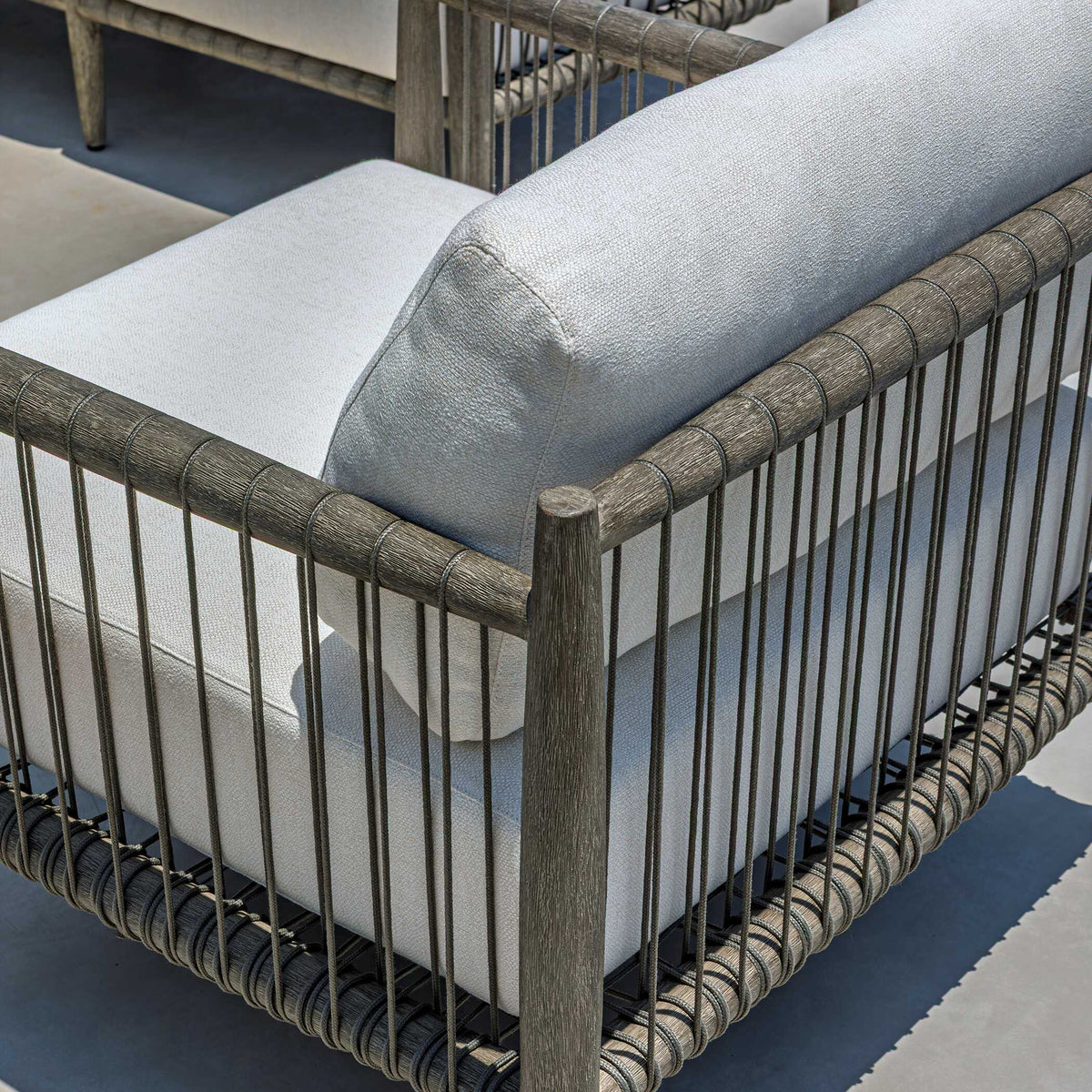 Borneo Outdoor Lounge Chair