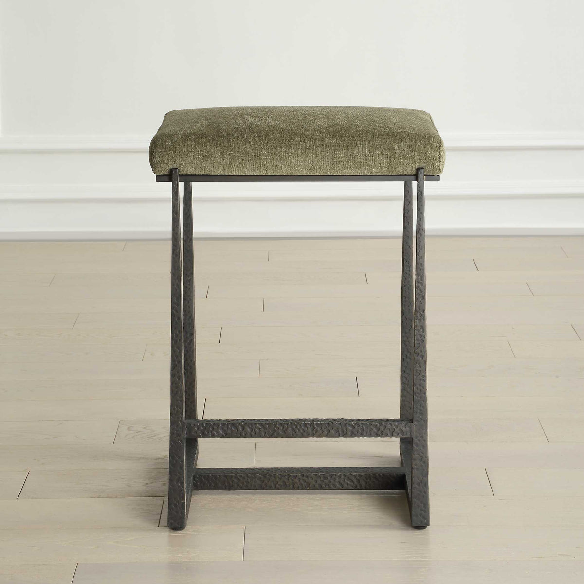 Midas Counter Stool