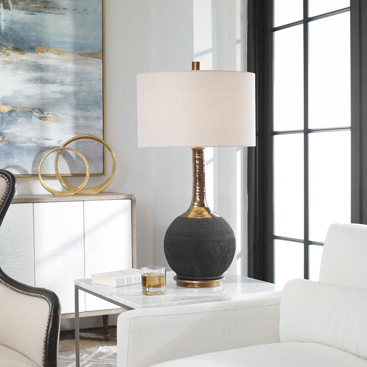 Arnav Textured Black Lamp