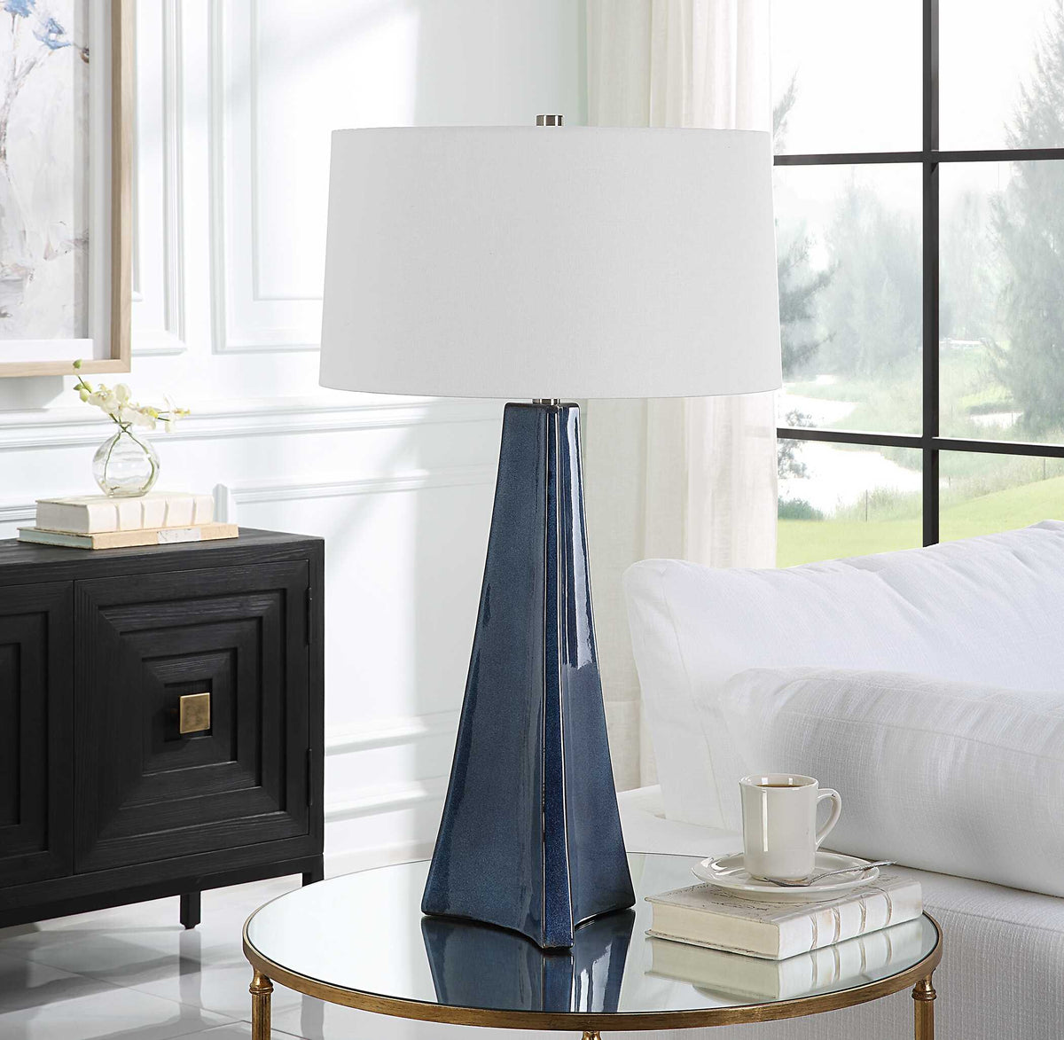 Teramo Scalloped Ceramic Table Lamp