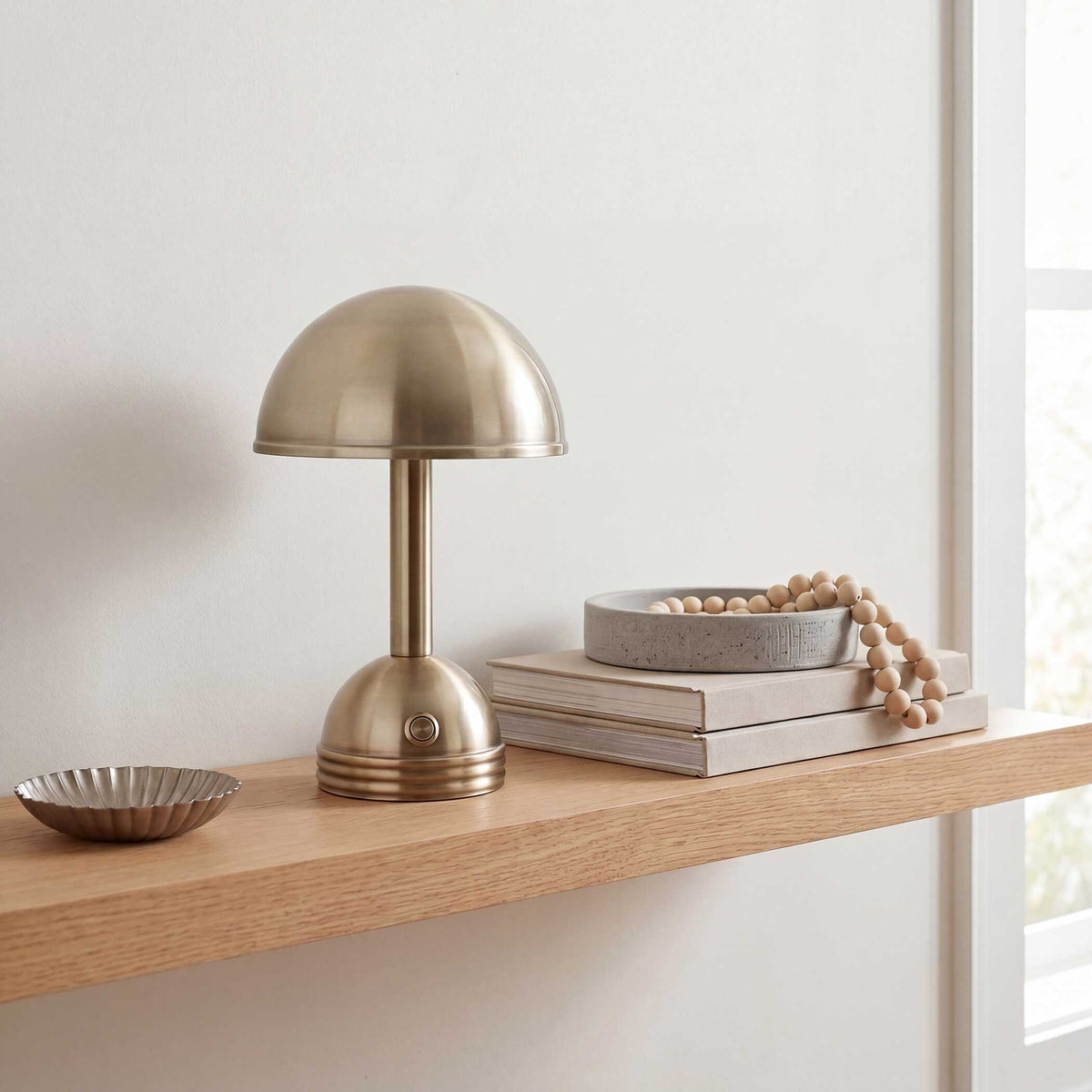 Breece Rechargeable LED Accent Lamp
