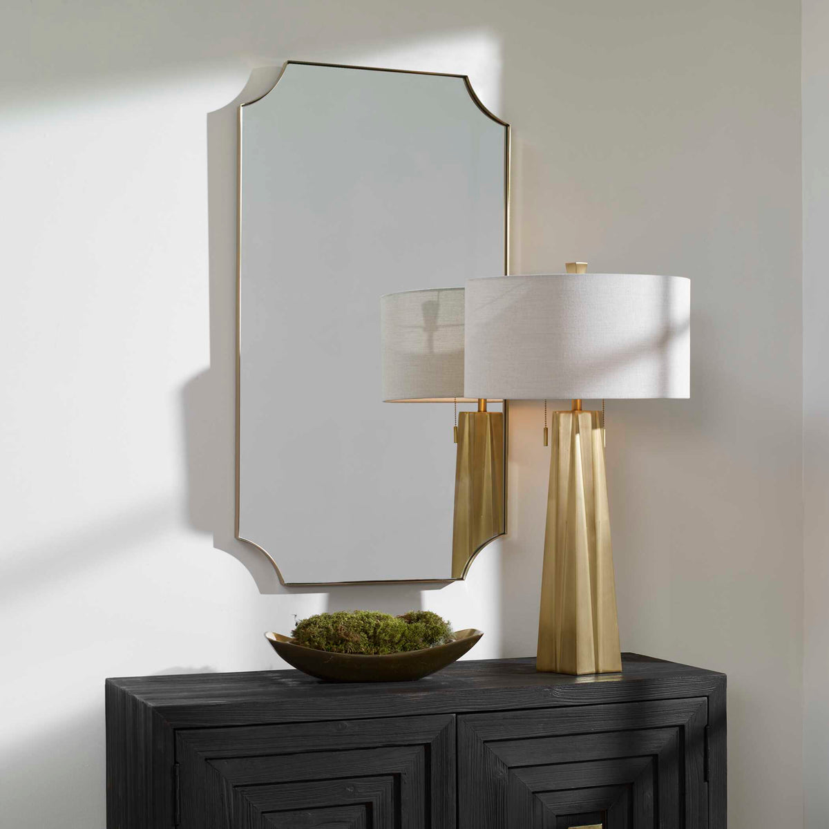 Lennox Scalloped Corner Mirror