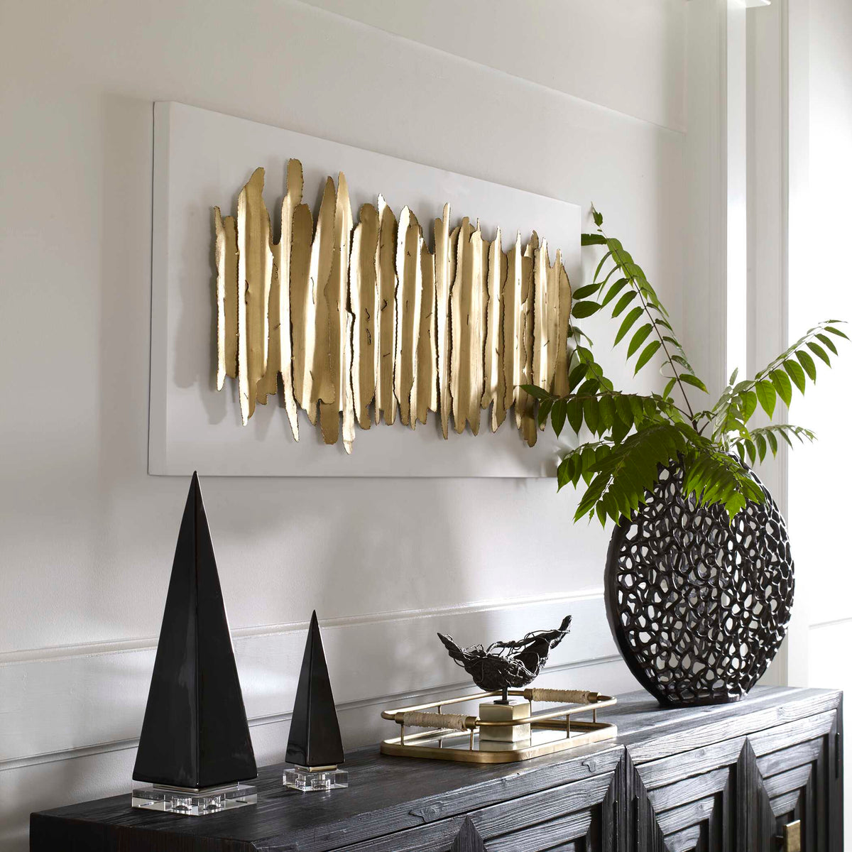 Lev Metal Wall Decor