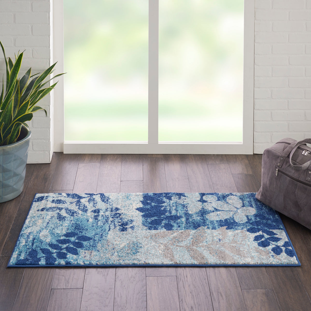 Tranquil TRA01 Navy/Light Blue Rug