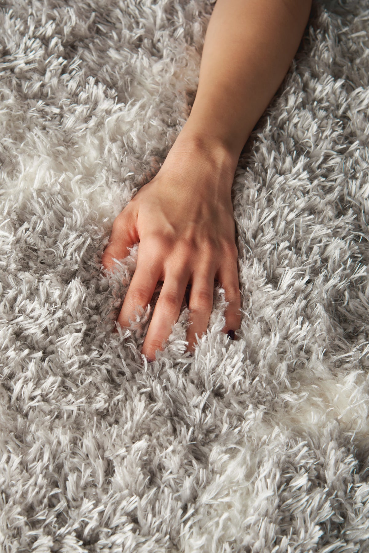 Luxe Shag LXS02 Grey Ivory Rug