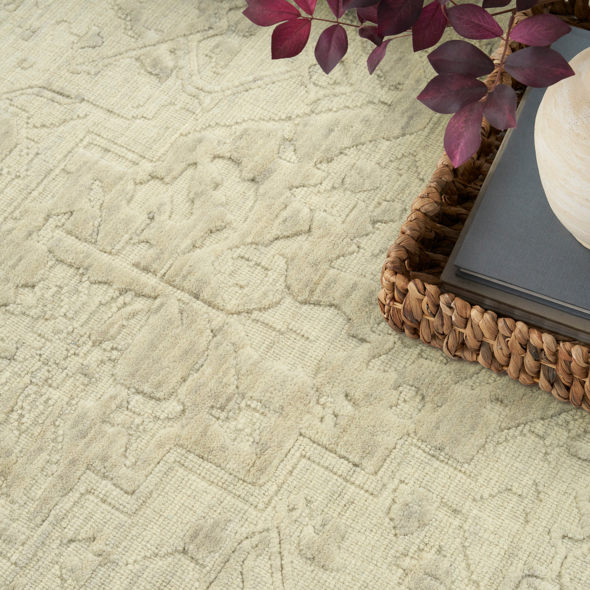 Ravello RVL02 Ivory Grey Rug