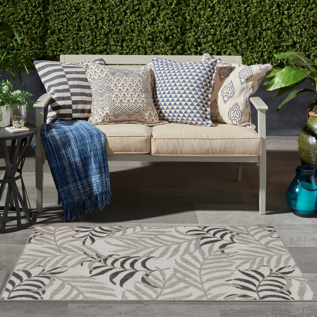 Garden Oasis GOA01 Grey Rug
