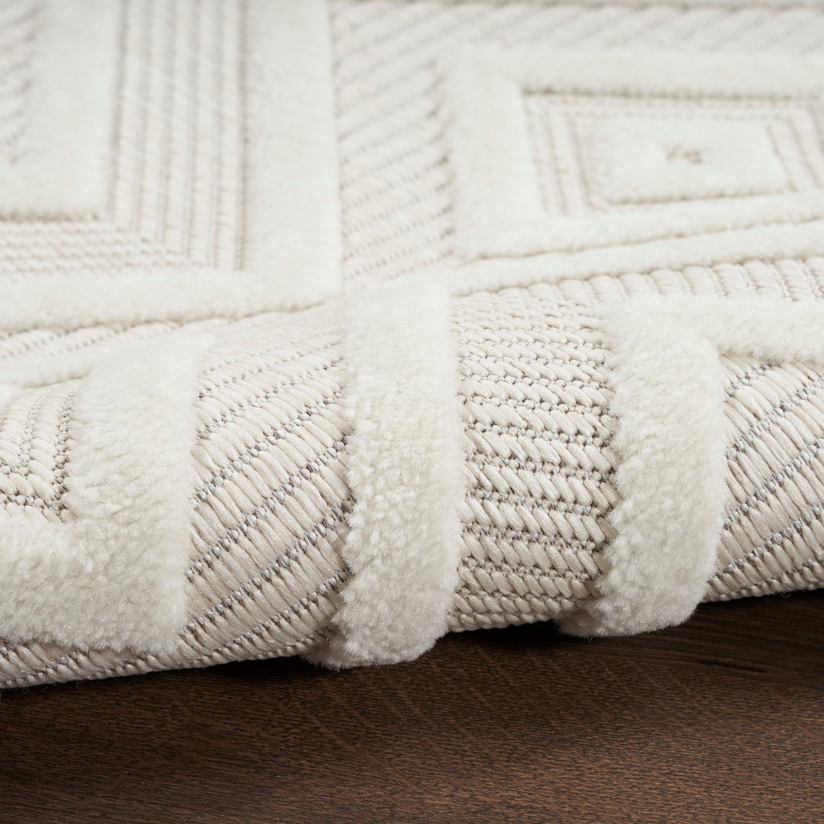 Versatile NRV01 Ivory White Rug